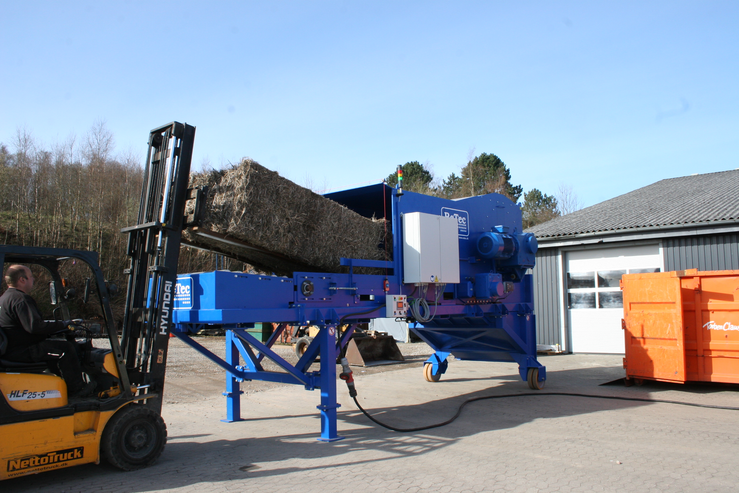 ReTec balleåbner åbner høballer